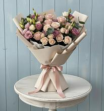 Букет цветов из:  Розы и Лизиантусы в Степном