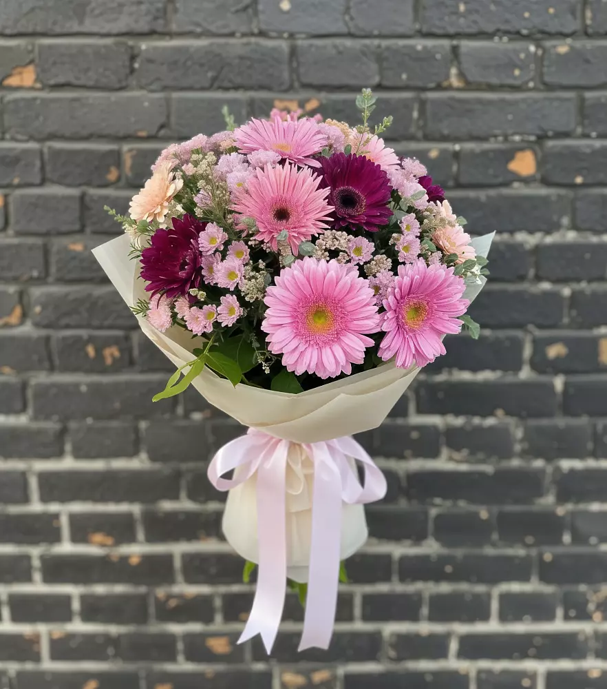 Букет цветов из: Герберы и Хризантемы в Степном