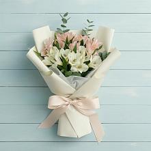 Букет цветов из:  Альстромерии в Степном