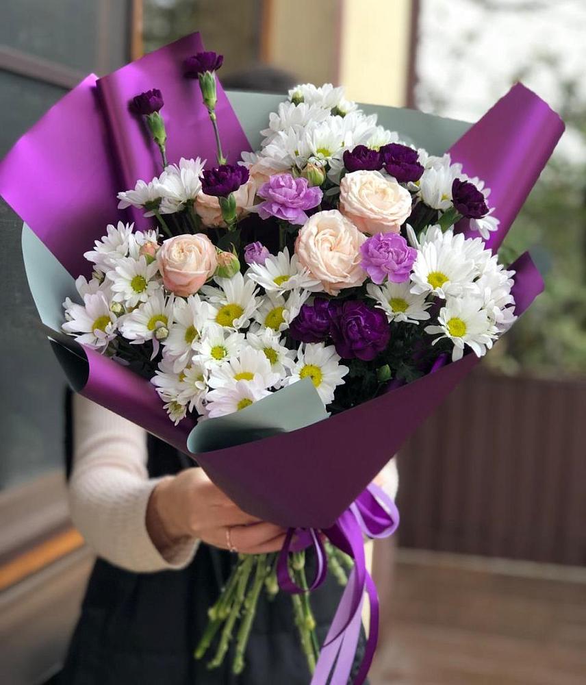 Букет цветов из: Хризантемы, Гвоздики и Розы в Степном