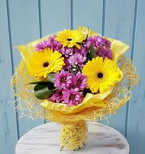 Букет цветов из:  Хризантемы и Герберы в Степном
