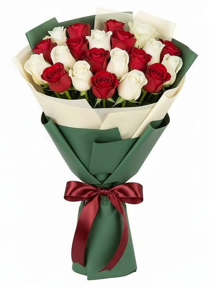 Букет Микс из красных и белых роз в Степном