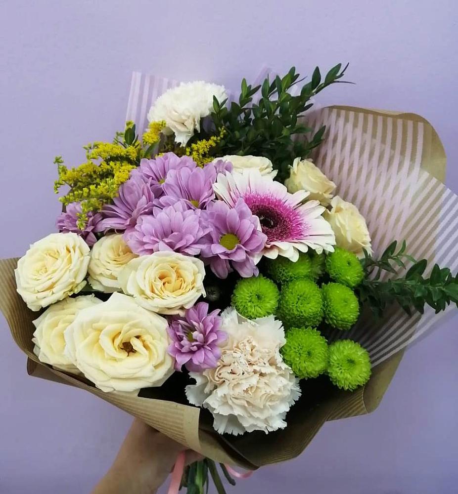 Букет цветов из: Хризантемы, Розы, Гвоздики и Герберы в Степном