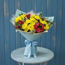 Букет цветов из:  Альстромерии и Хризантемы в Степном