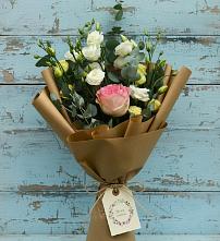 Букет цветов из:  Розы и Лизиантусы #REPLACE_PRED# Степном