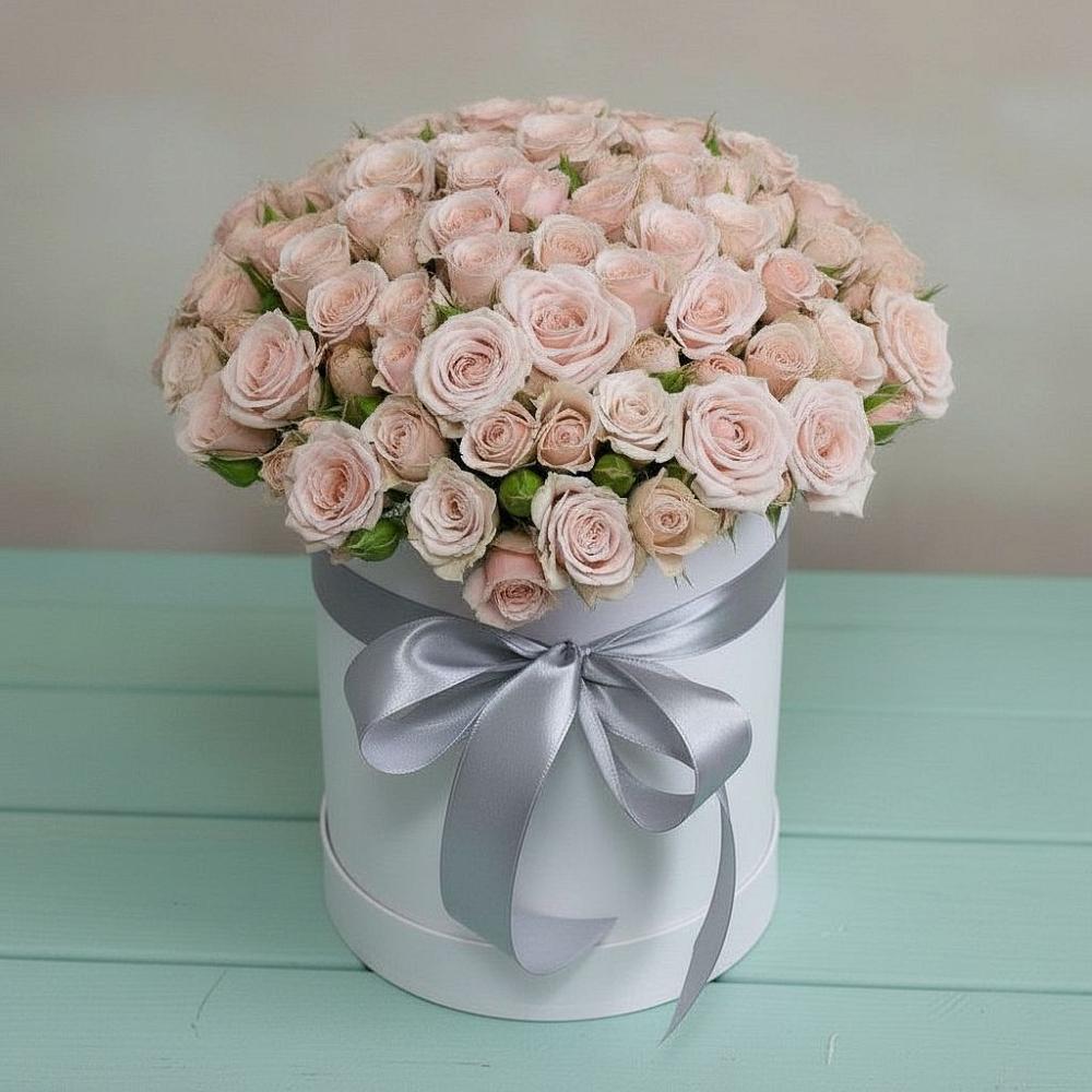 Цветочная композиция из Розы в шляпной коробке в Степном