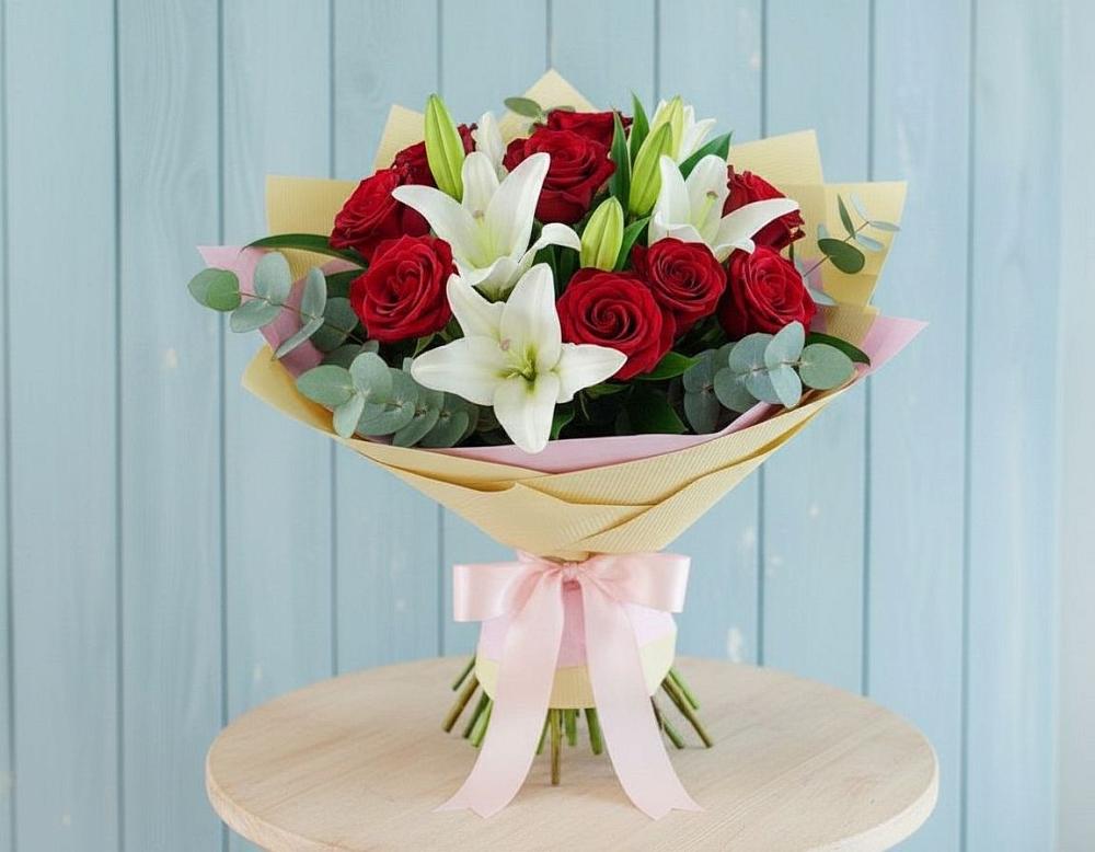 Букет цветов из: Лилии и Розы в Степном